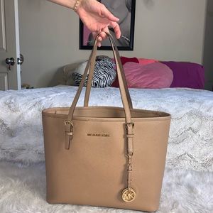 MICHAEL KORS SHOULDER BAG
